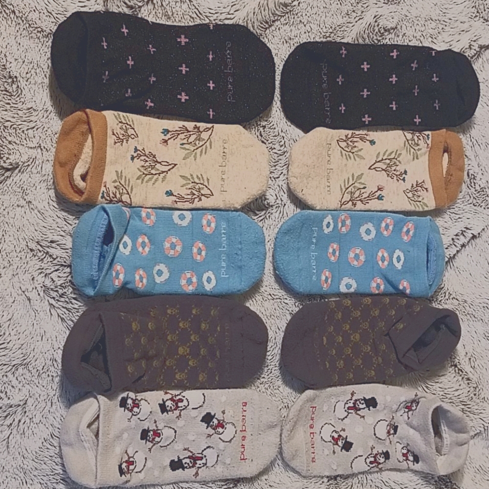 GUC Size Small Pure Barre Socks